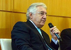 Votação da ampliação do Simples fica para 2015