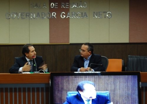 Presidentes da FACMAT e Associações Comerciais entregam carta com demandas ao governador