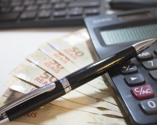 Inflação em 2015 na pesquisa Focus sobe para 8,25%