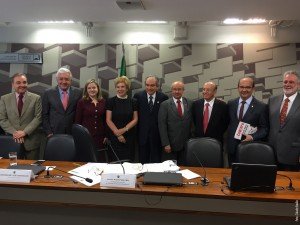 Crescer sem Medo é aprovado por senadores da CAE