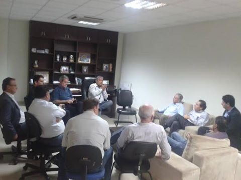 Empresários reúnem-se com deputado Taborelli para discutir o PL 534