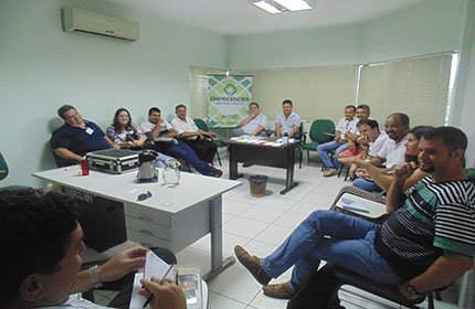 Reunião do Projeto Empreender é realizada na ACITS juntamente com o secretário da SICS