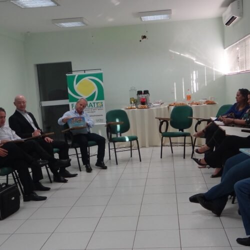 FACMAT realiza encontro regional de presidentes em Tangará da Serra