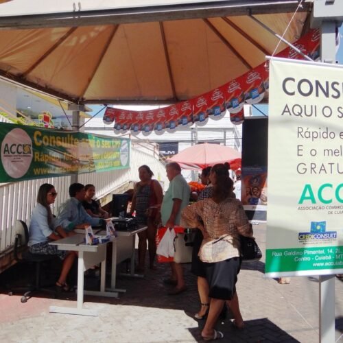 Associação Comercial realiza Consulta Cidadão no calçadão durante o LiquidaCentro