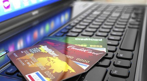 Conselho Monetário Nacional restringe uso do rotativo no cartão de crédito