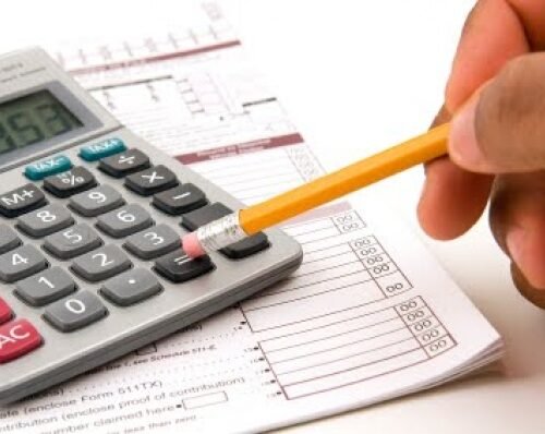 Inadimplência do consumidor em Cuiabá recuou 0,5% em abril, diz Boa Vista SCPC