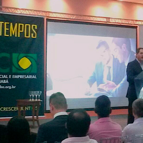 Empresários de Cuiabá participam de palestra sobre reforma trabalhista