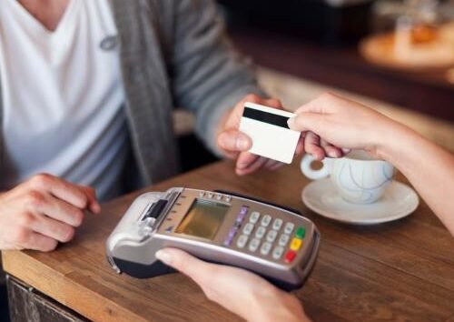 Extinguir compras parceladas sem juros é retrocesso, diz CACB