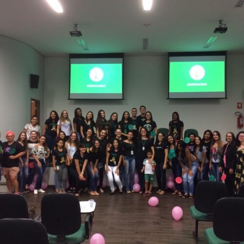 Liga Acadêmica de Enfermagem Oncológica realiza palestra sobre câncer no Cine Pipoca