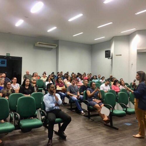 Primeiro CAPACITS do ano traz palestra sobre Gestão de Pessoas