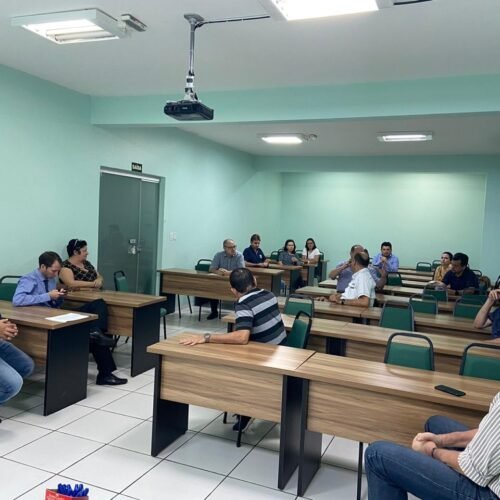 ACITS e CDL se reúnem para discutir medidas de apoio ao comércio tangaraense