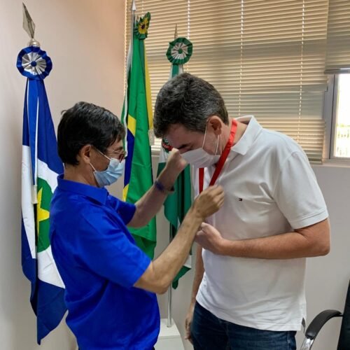Presidente da ACITS, Junior Rocha, recebe Comenda de Honra ao Mérito do município